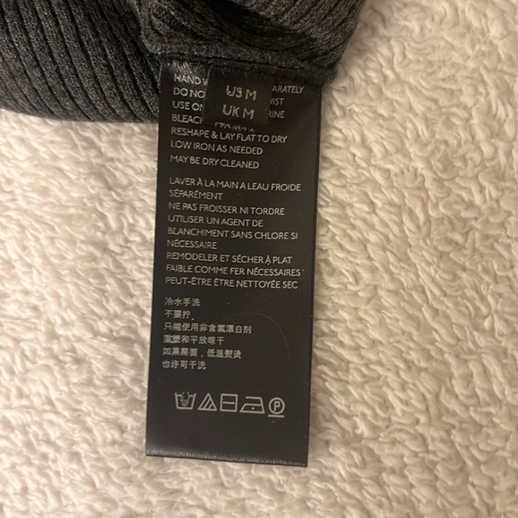 NWT daily practice from anthropologie Olivia tank m - Picture 10 of 14